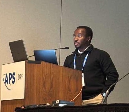 Yves Heri giving a presentation